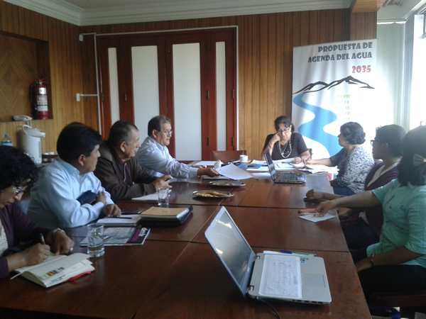Primera Reunión GRUPO 3:AGUA E INDUSTRIAS (minería, energética, alimentos, servicios), Contaminación, ahorro de agua, Huella hídrica, Gestión de conflictos.